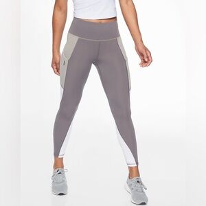 Athleta Up for Anything 7/8 Gray Colorblock Leggings Sz XS
